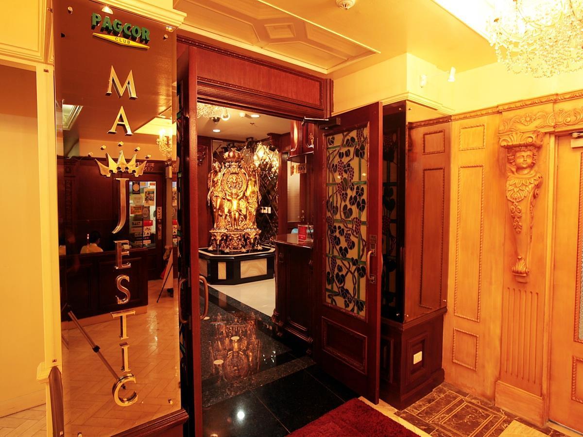 Networld Hotel Spa And Casino Pasay Extérieur photo