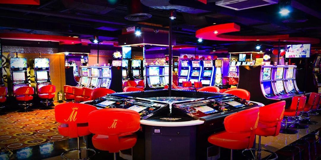Networld Hotel Spa And Casino Pasay Extérieur photo